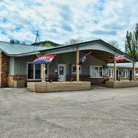 Deer Lodge Motel Сънданс Екстериор снимка