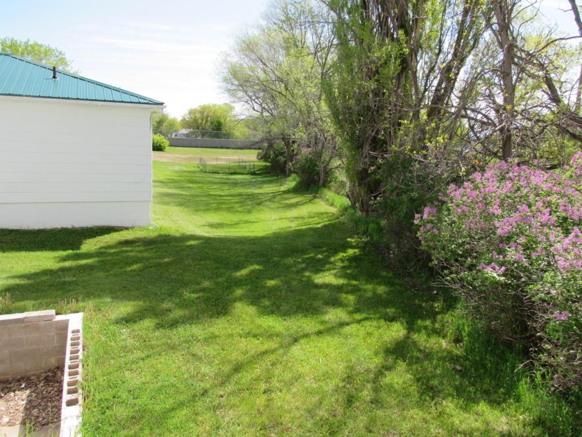 Deer Lodge Motel Сънданс Екстериор снимка