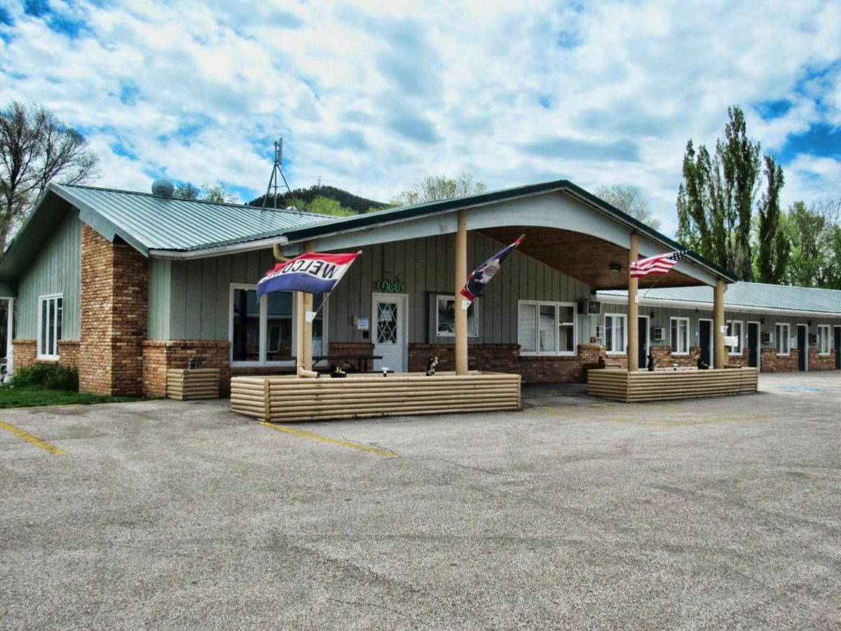 Deer Lodge Motel Сънданс Екстериор снимка